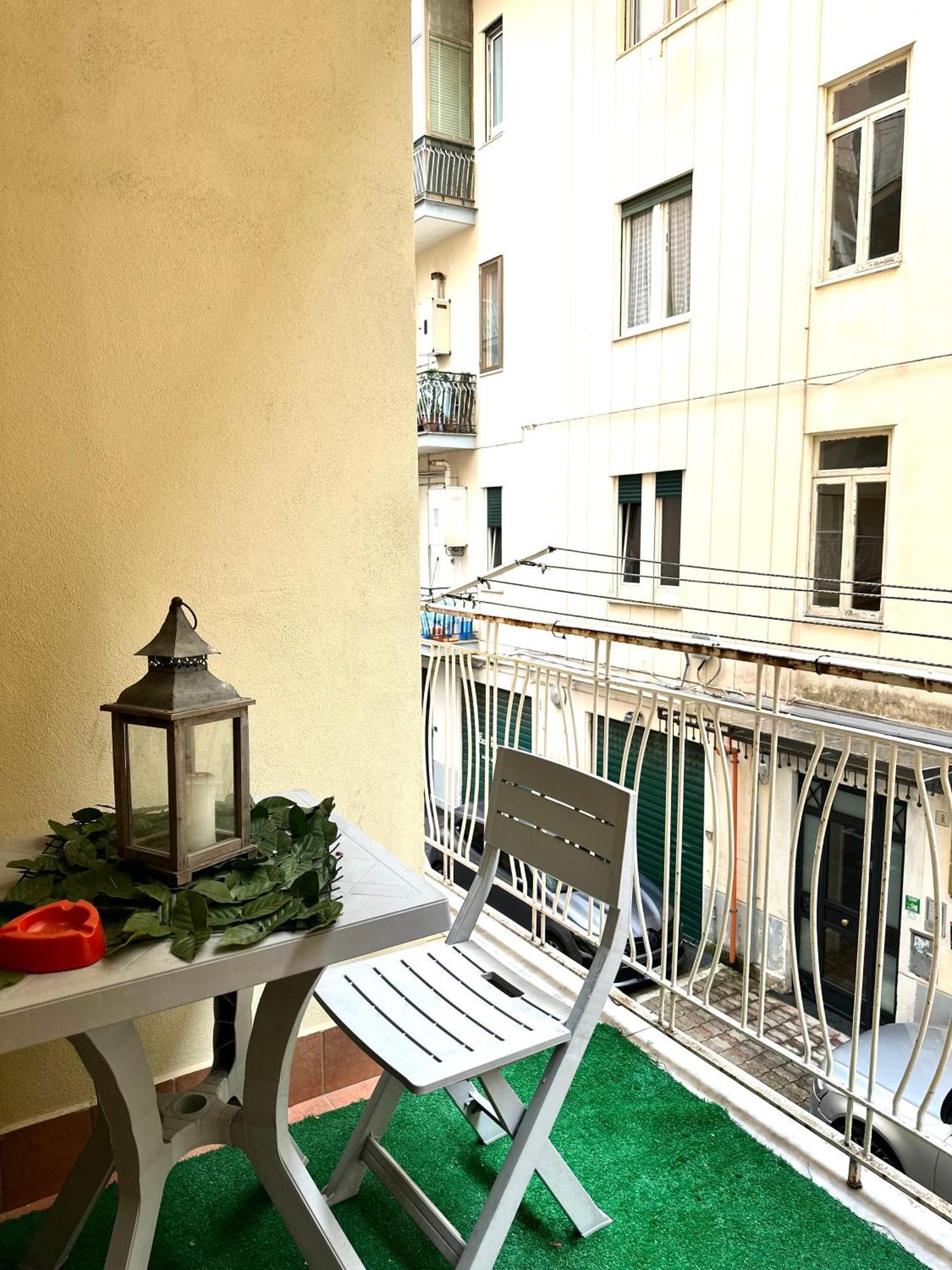 Bed and Breakfast Tuttoincentro Salerno Esterno foto