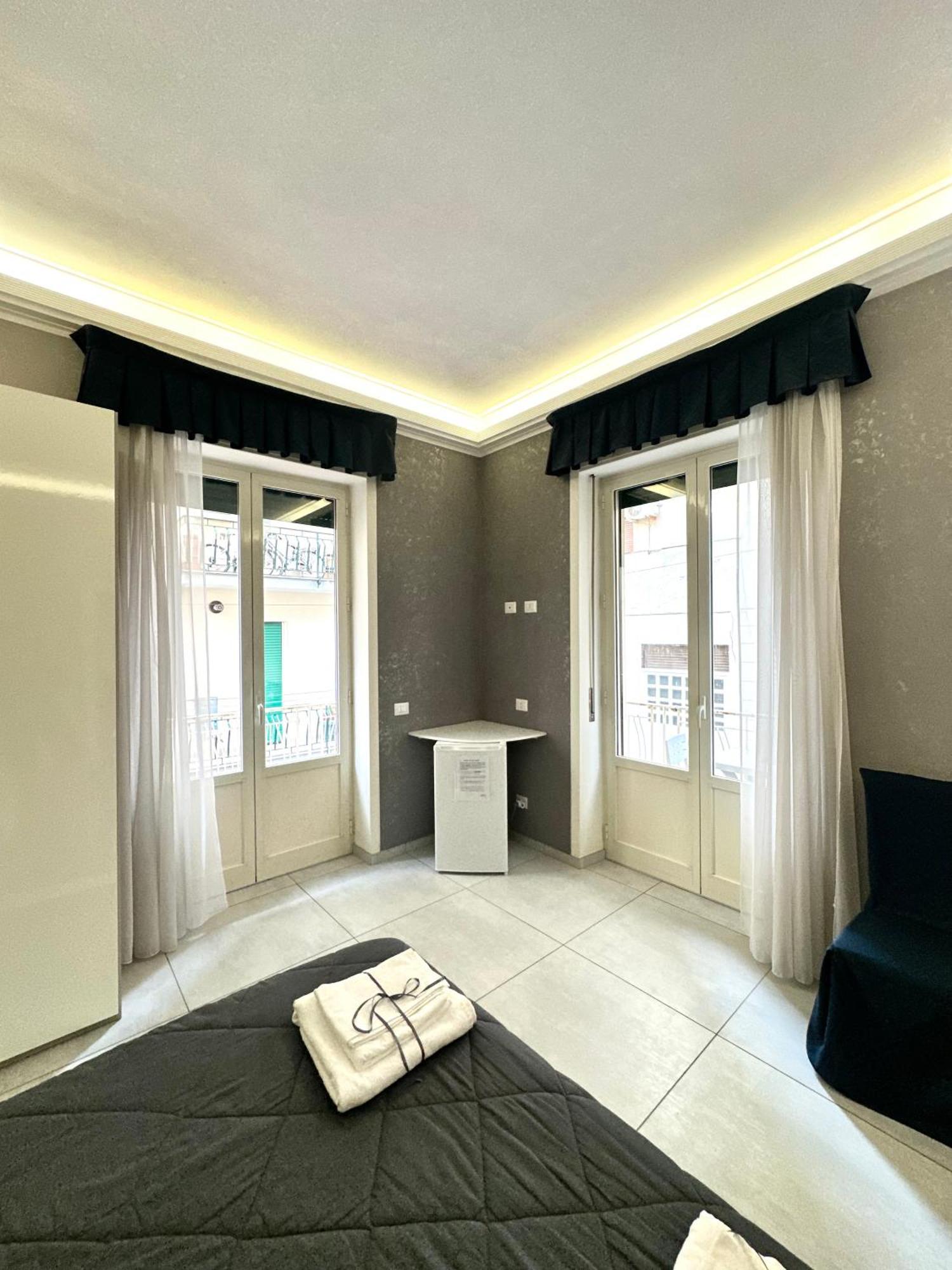 Bed and Breakfast Tuttoincentro Salerno Esterno foto