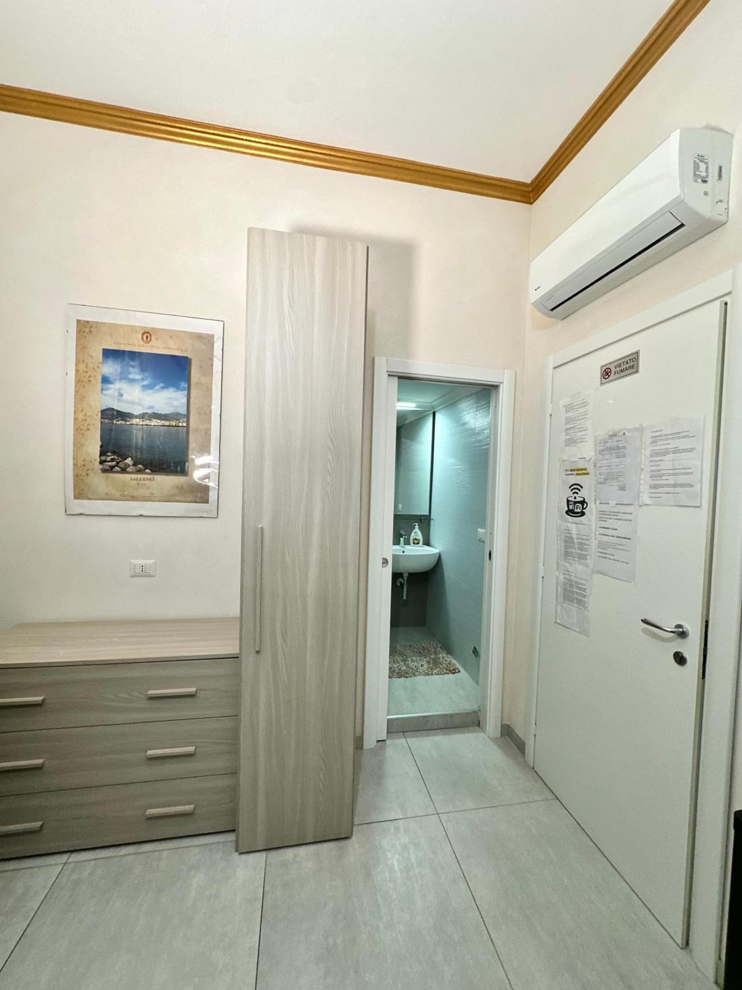 Bed and Breakfast Tuttoincentro Salerno Esterno foto