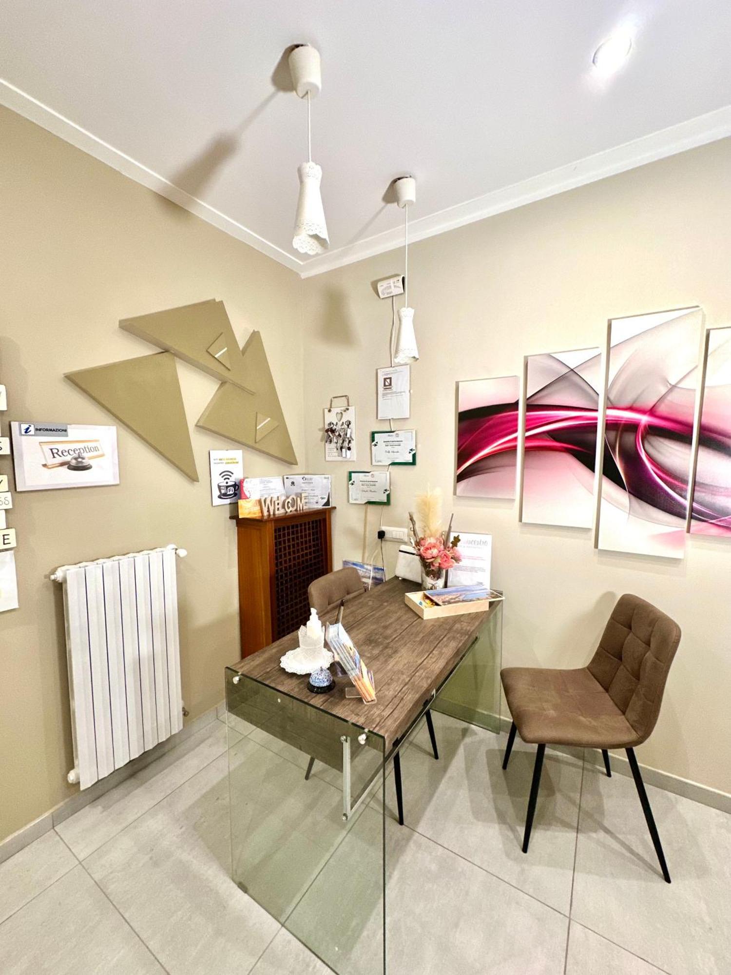 Bed and Breakfast Tuttoincentro Salerno Esterno foto