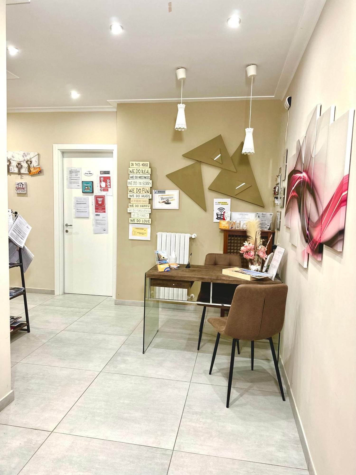 Bed and Breakfast Tuttoincentro Salerno Esterno foto